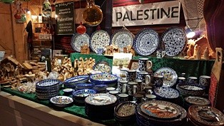 Succès pour le chalet du Philistin au Marché de Noël des Champs-Elysées (vidéo)